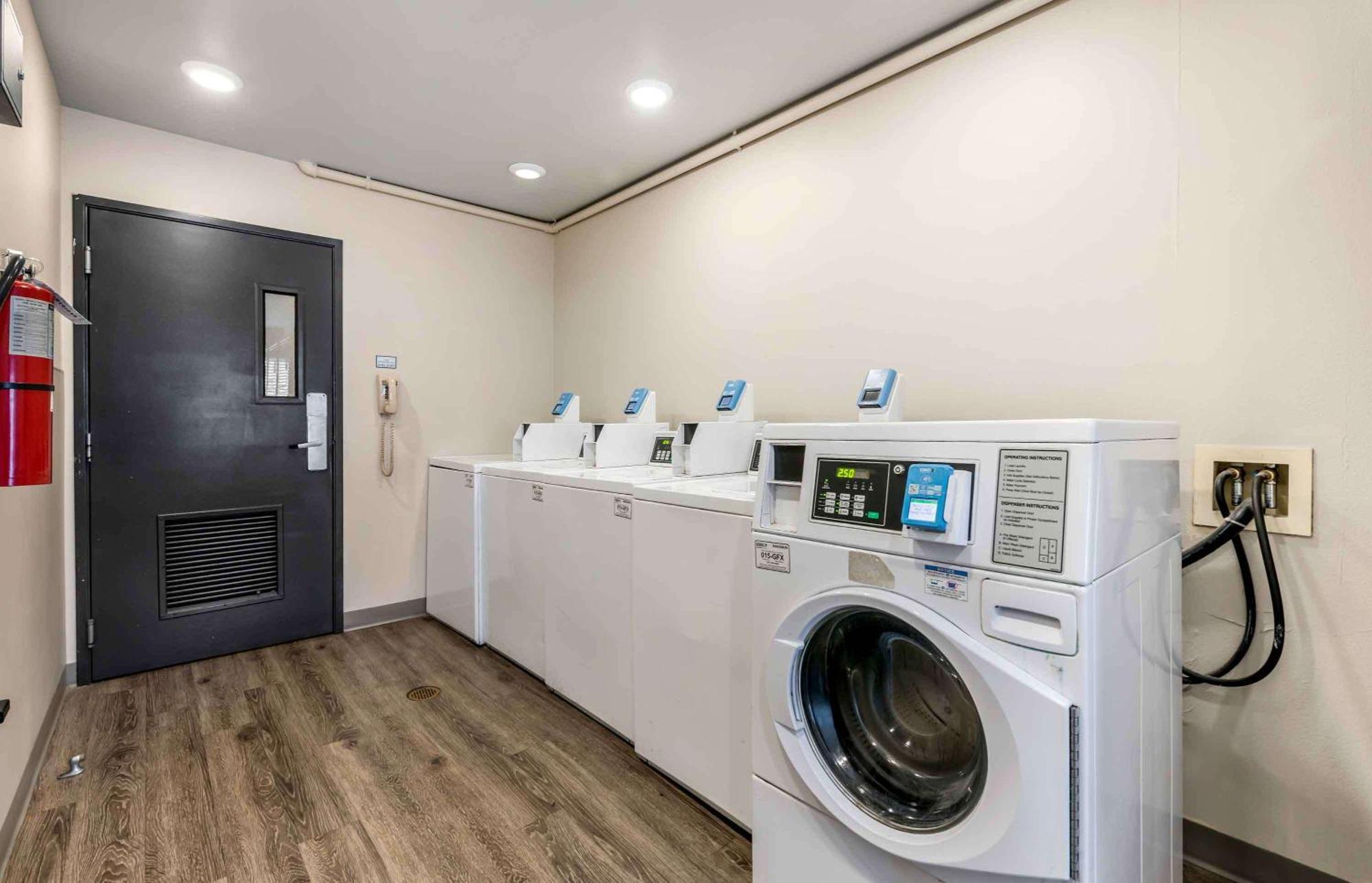 Extended Stay America Select Suites - Orlando - East ภายนอก รูปภาพ
