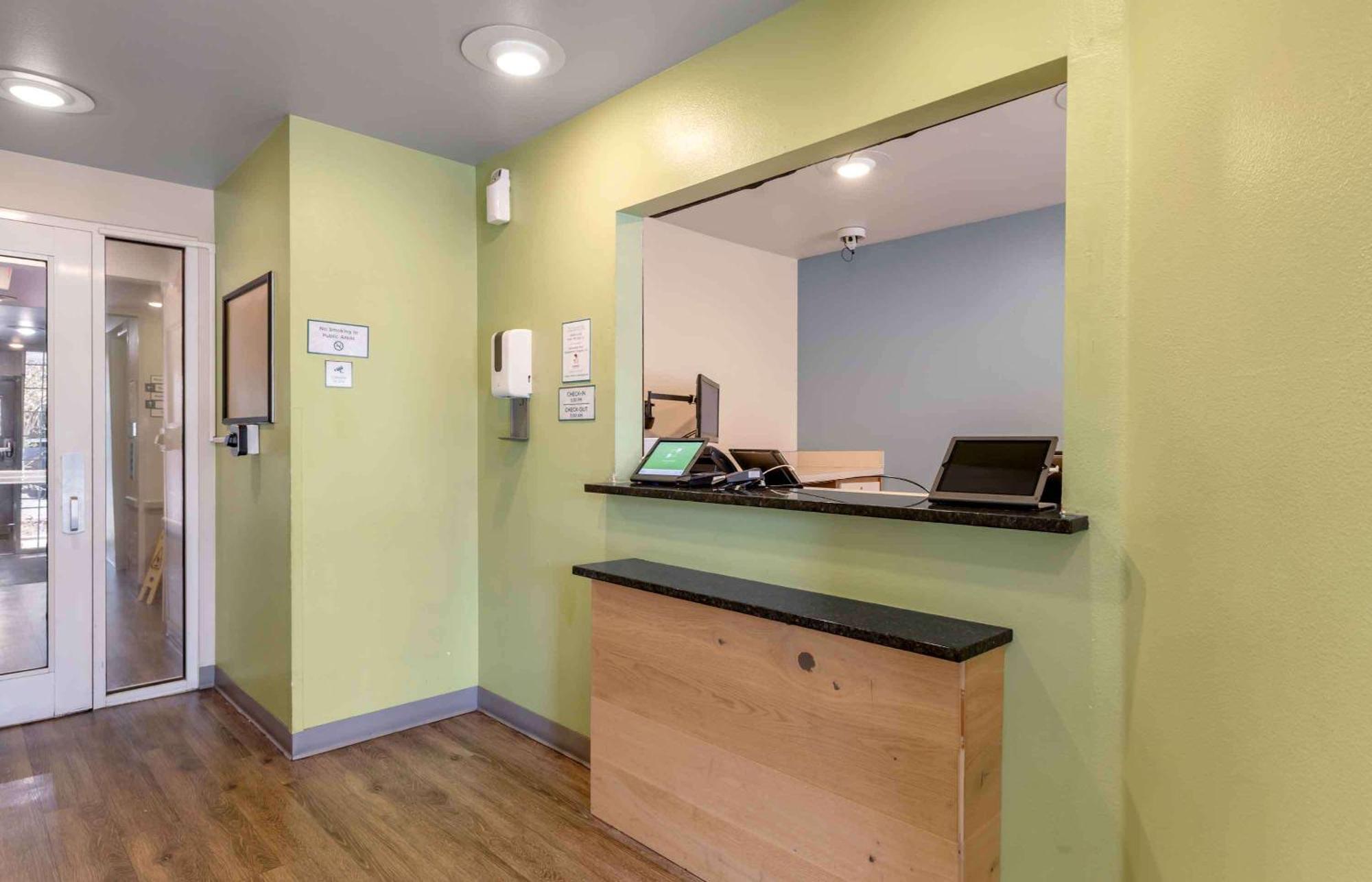 Extended Stay America Select Suites - Orlando - East ภายนอก รูปภาพ